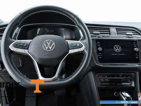 Used 2024 Volkswagen Tiguan SE image 20