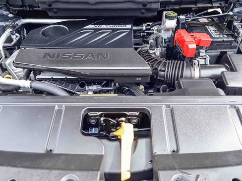 Used 2024 Nissan Rogue SV FWD image 21