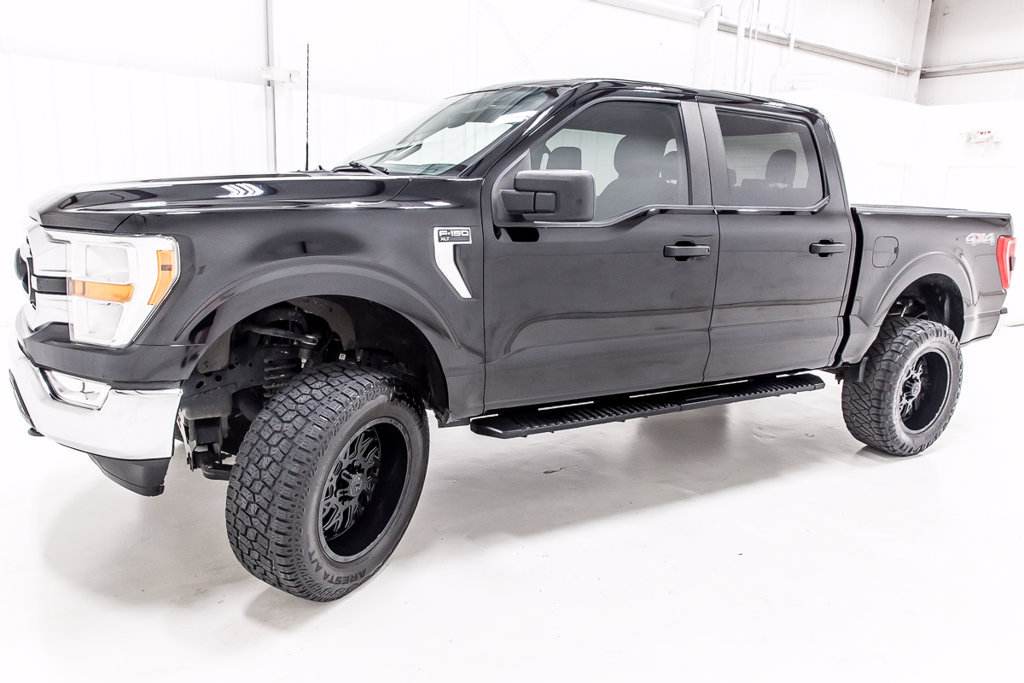 Used 2022 Ford F150 XLT w/ Bed Utility Package AWD/4WD image 3