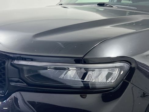 Used 2023 Jeep Grand Cherokee L Limited w/ Luxury Tech Group II image 11