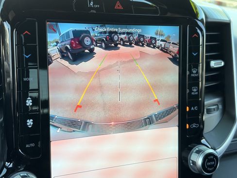 Used 2025 RAM 1500 Big Horn AWD/4WD image 21