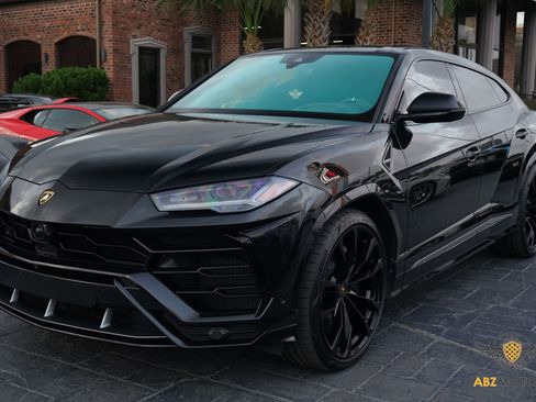 Used 2019 Lamborghini Urus image 3
