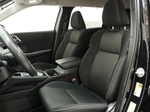 Used 2024 Mitsubishi Outlander ES FWD image 8