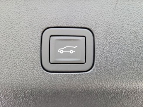 New 2026 GMC Yukon Denali Ultimate AWD/4WD image 10