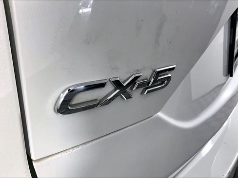 Used 2018 MAZDA CX-5 Touring w/ Preferred Equipment Package FWD image 30