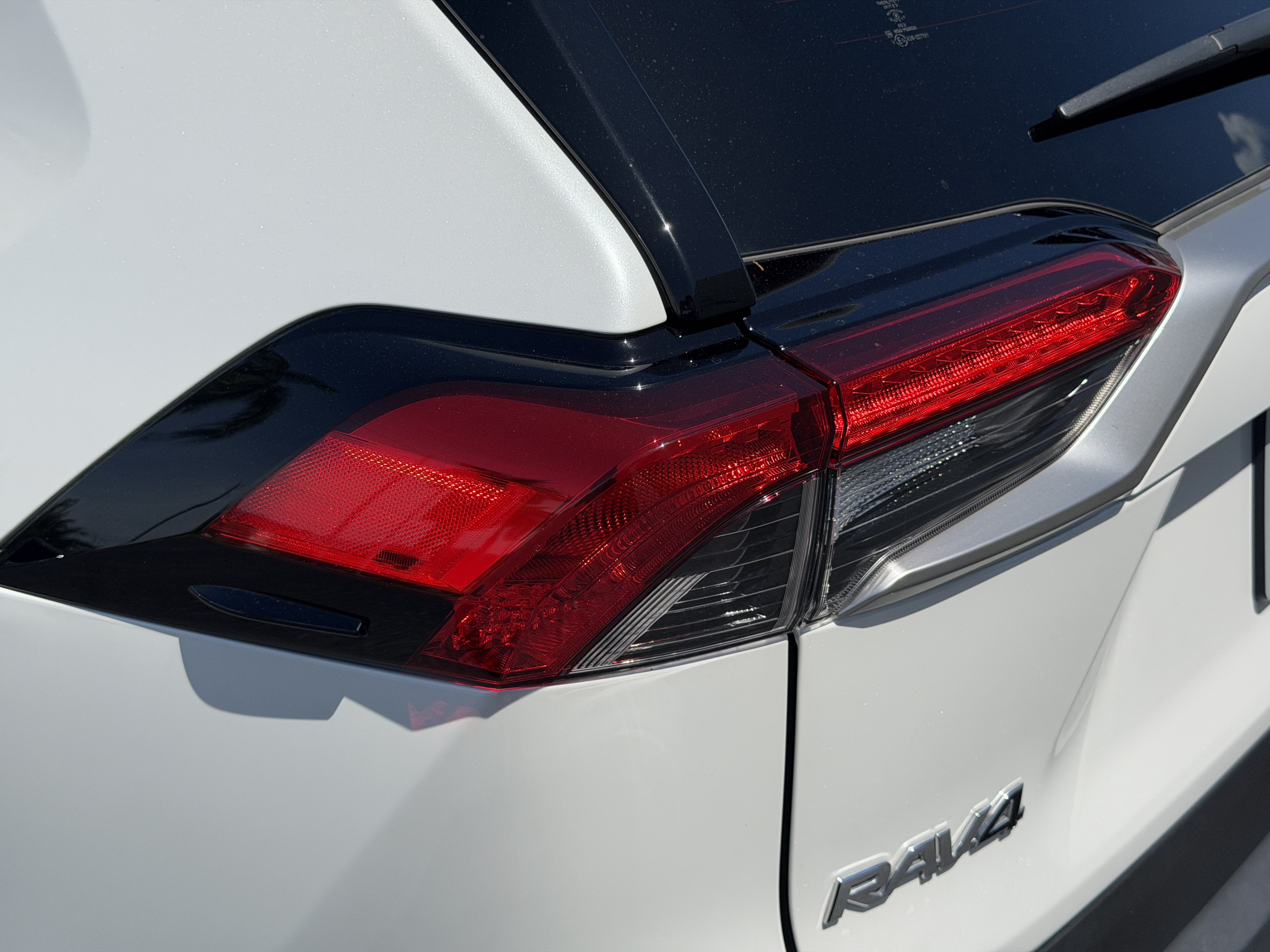 Used 2023 Toyota RAV4 Limited AWD/4WD image 10