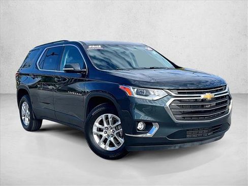 Used 2020 Chevrolet Traverse LT image 12