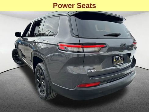 Used 2024 Jeep Grand Cherokee L Laredo AWD/4WD image 10