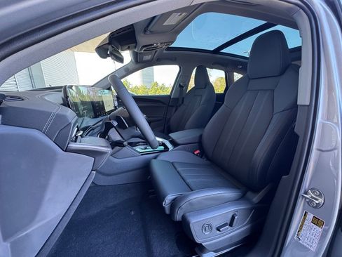 New 2025 Audi Q5 Premium Plus image 5