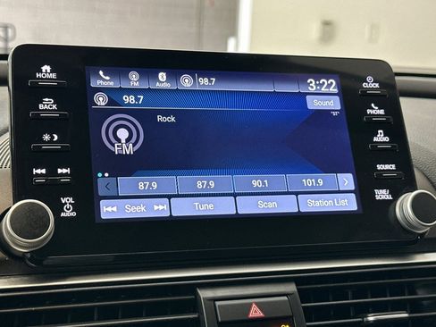 Used 2021 Honda Accord Hybrid image 22