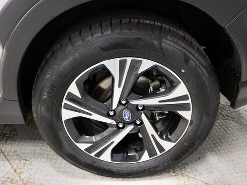 Used 2024 Subaru Crosstrek 2.0i Premium image 19