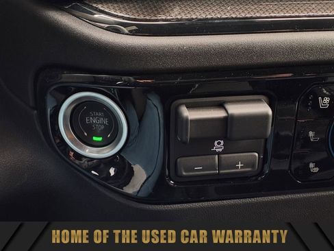 Used 2025 Chevrolet Silverado 2500 ZR2 w/ Technology Package image 30