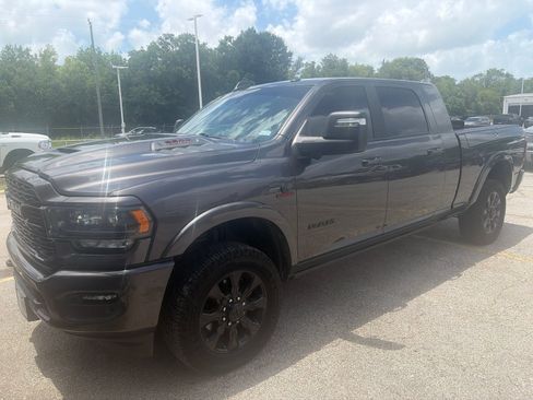 Used 2024 RAM 2500 Limited AWD/4WD image 1