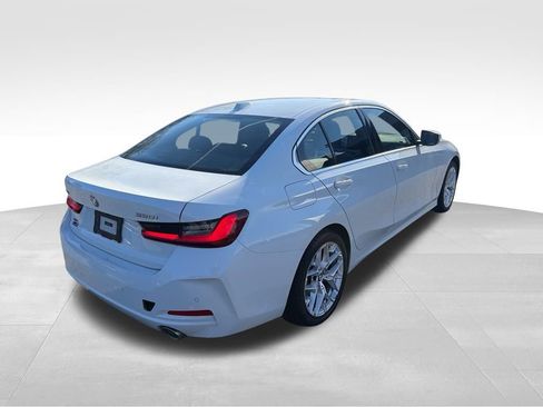 Used 2025 BMW 330i xDrive Sedan image 4