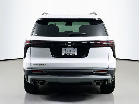 New 2026 Chevrolet Traverse LT image 6