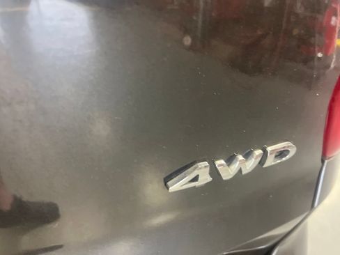 Used 2016 Ford Explorer XLT AWD/4WD image 8
