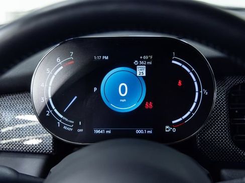 Used 2024 MINI Cooper S FWD image 2