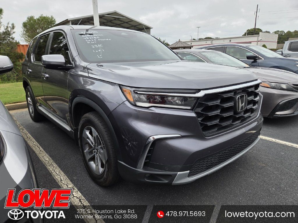 Used 2025 Honda Pilot EX-L image 1