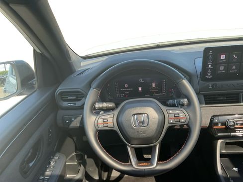 Used 2026 Honda Passport TrailSport image 12
