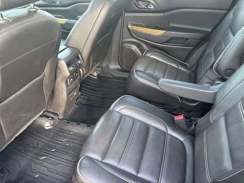 Used 2018 GMC Acadia Denali image 33