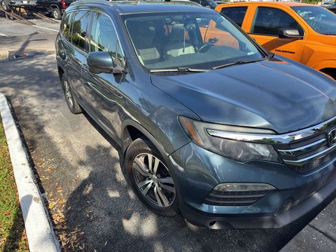 Used 2017 Honda Pilot EX-L image 8