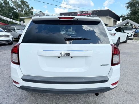 Used 2016 Jeep Compass Latitude image 5