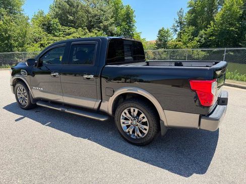 Used 2017 Nissan Titan Platinum Reserve RWD image 6