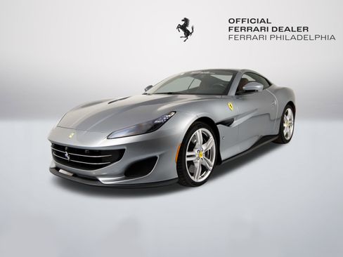 Certified 2019 Ferrari Portofino image 4