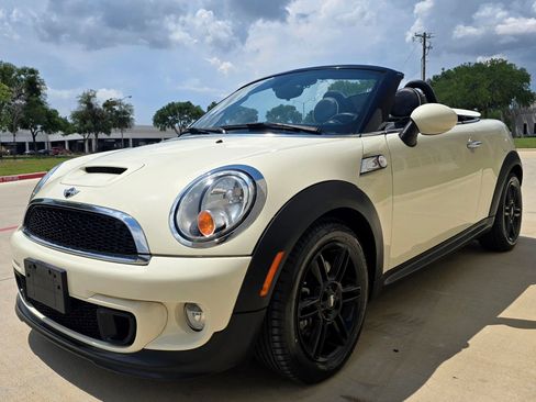 Used 2014 MINI Cooper Roadster S FWD image 5