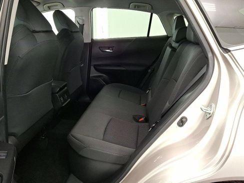 Certified 2023 Toyota Venza LE image 19