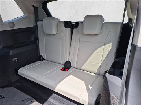 Used 2021 Volkswagen Tiguan SE FWD image 20