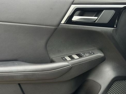 Used 2024 Mitsubishi Outlander SE Black Edition AWD/4WD image 25