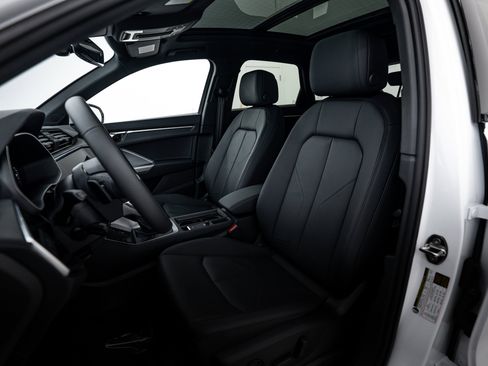 New 2025 Audi Q3 2.0T Premium image 14