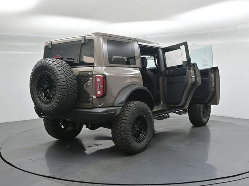 New 2025 Ford Bronco Badlands image 5