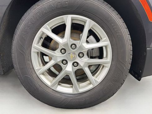 Used 2023 Chevrolet Equinox LT w/ Driver Convenience Package FWD image 32