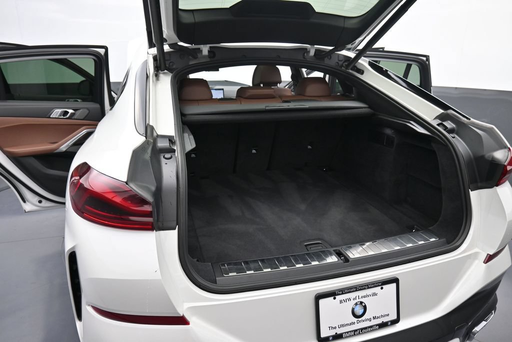 Used 2026 BMW X6 xDrive40i AWD/4WD image 17