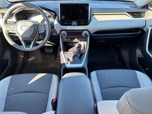 Used 2023 Toyota RAV4 XLE image 17