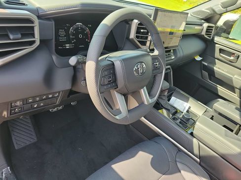 New 2026 Toyota Tundra Platinum w/ TRD Off-Road Package AWD/4WD image 7