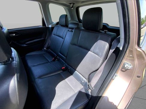 Used 2015 Subaru Forester 2.5i Limited AWD/4WD image 20