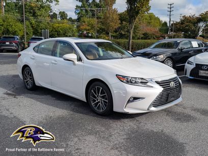 Used 2017 Lexus ES 350 w/ Navigation System Package