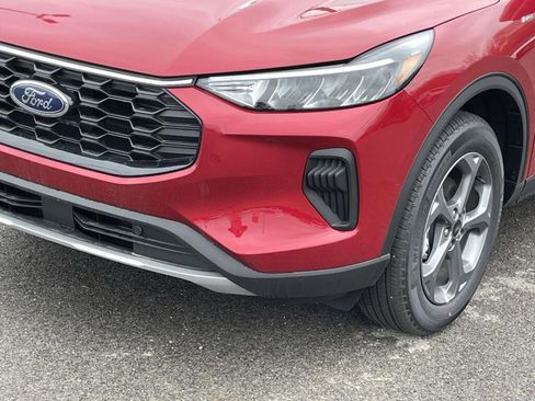 New 2026 Ford Escape ST-Line w/ Tech Pack #1 AWD/4WD image 13