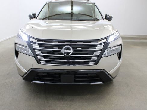 New 2026 Nissan Rogue Platinum w/ Platinum Premium Package image 7