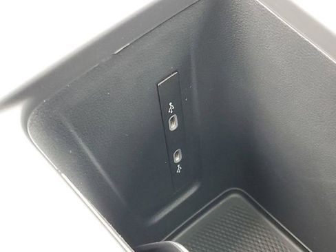 New 2026 Volkswagen Tiguan SE R-Line image 26