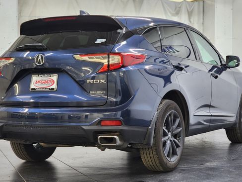 Used 2025 Acura RDX SH-AWD image 5