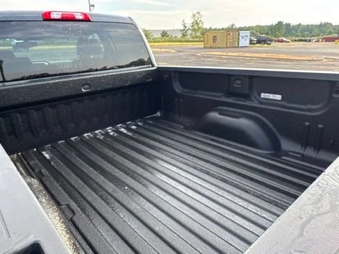 Used 2017 Chevrolet Silverado 1500 LT w/ All Star Edition AWD/4WD image 7