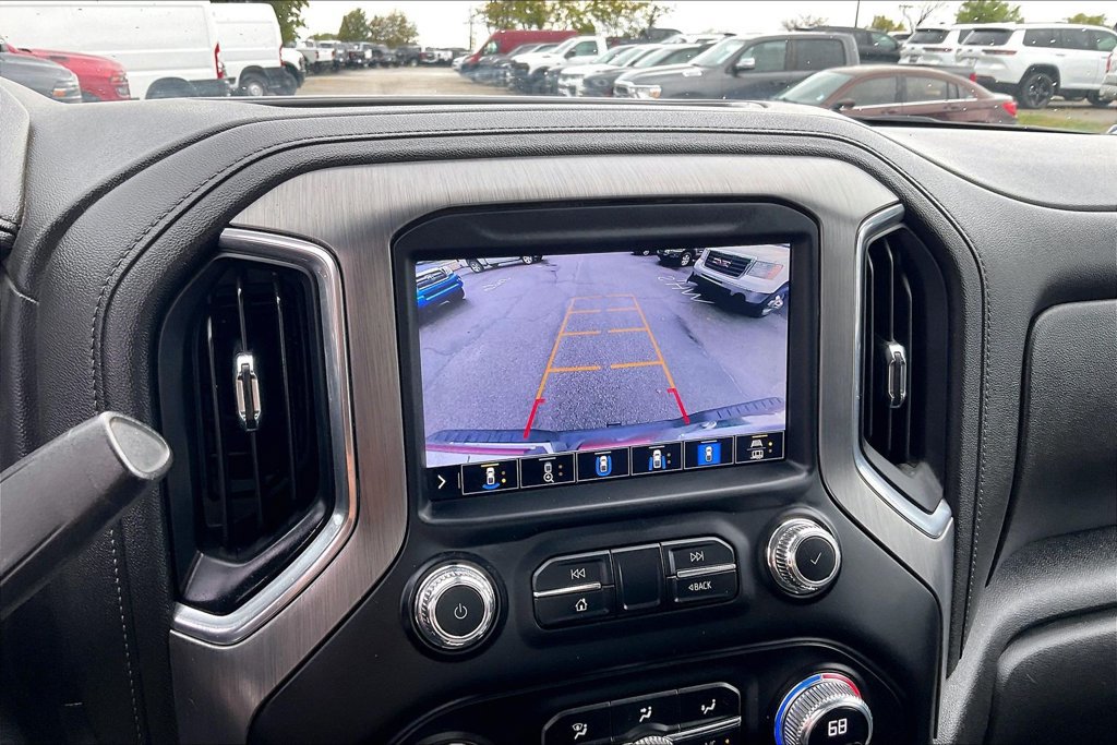 Used 2023 GMC Sierra 2500 Denali w/ Denali Black Diamond Edition AWD/4WD image 21