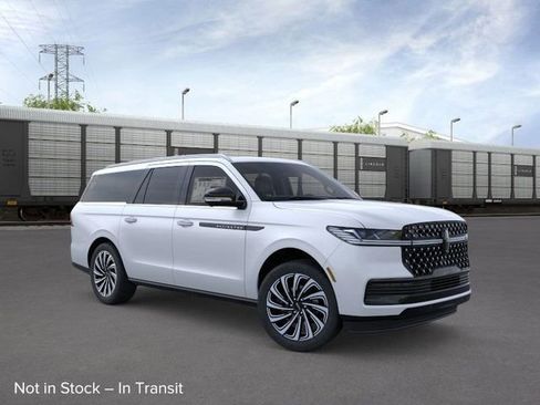New 2025 Lincoln Navigator L Black Label image 7