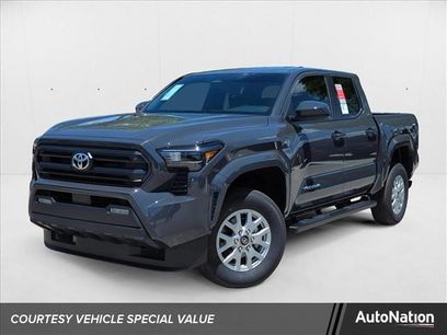 New 2025 Toyota Tacoma SR5