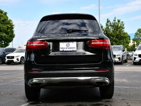 Used 2019 Mercedes-Benz GLC 300 4MATIC image 6