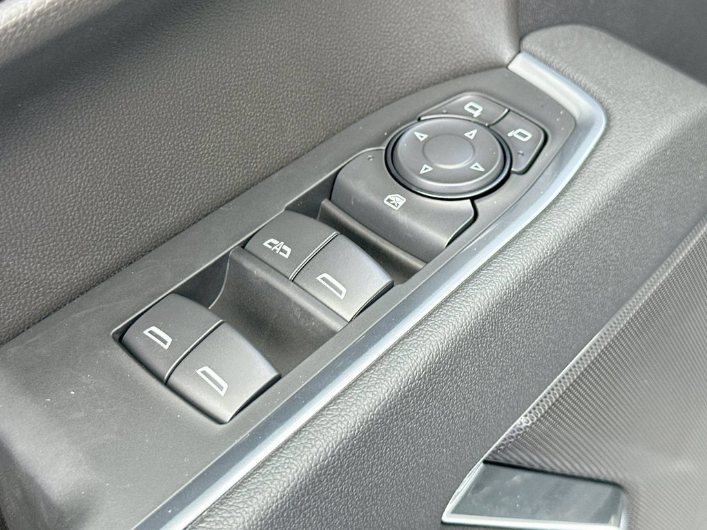 New 2026 Chevrolet Silverado 1500 RST w/ Z71 Off-Road Package AWD/4WD image 18